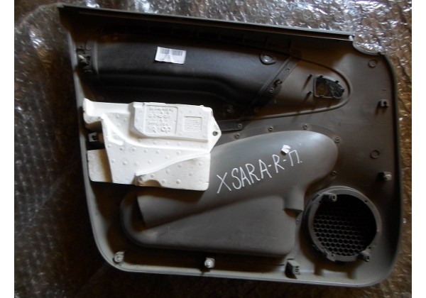 обшивка дверки,права передня Xsara Picasso, 9634424577